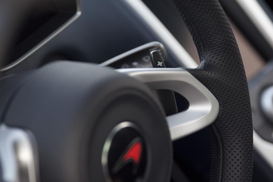  McLaren MP4-12C 2009 года  (фото 129 из 268)